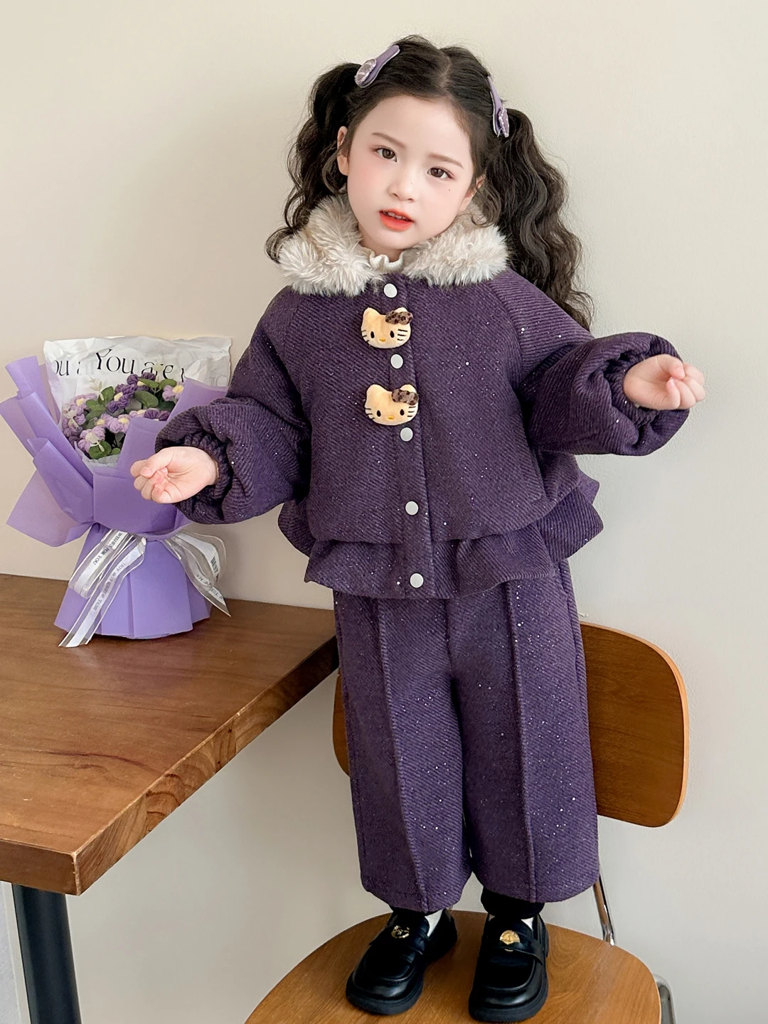 

Зимняя модная джинсовая куртка из искусственного хлопка для девочек с меховым воротником и брюками, комплект из двух предметов Thiened Long Sve с высокой талией