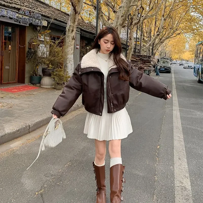 

Осенне-зимняя модная женская пуховая хлопковая куртка, свободная короткая куртка из искусственной кожи с травой