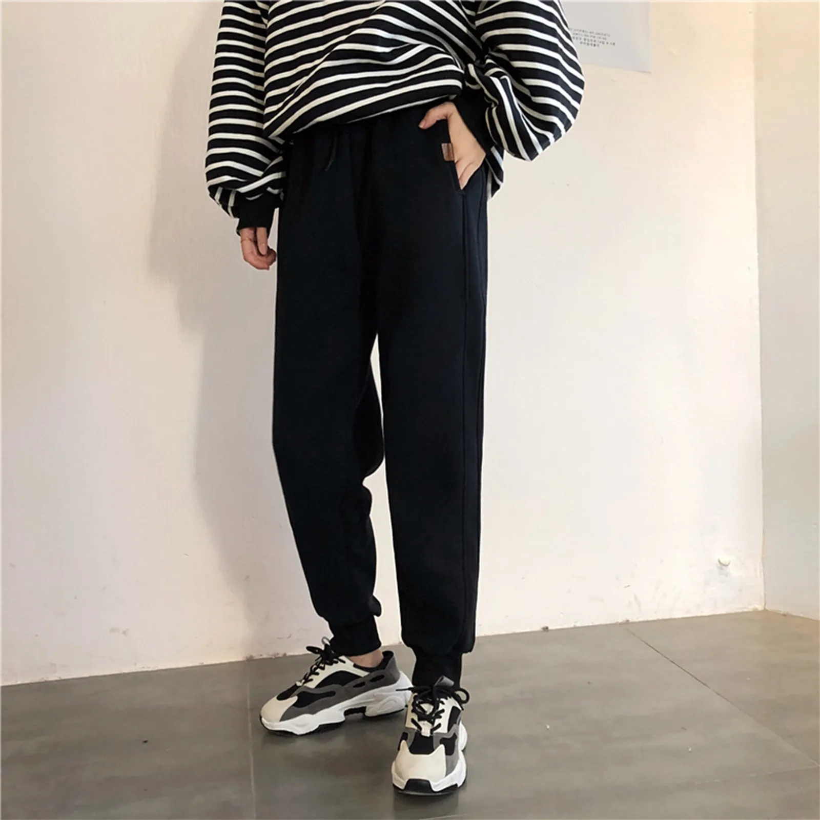 

Women's Solid Color Fleece Lined High Waisted Tapered Joggers Warm And Stylish Casual Pants Womens Casual Pants Elastic Waist