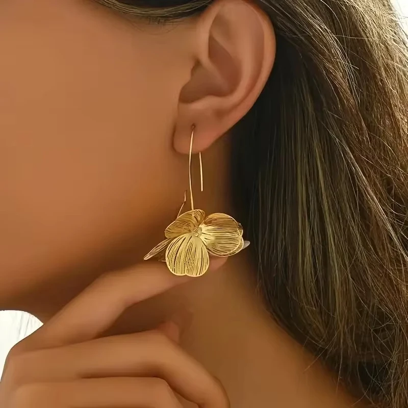 Vintage Gold Color Double Layer Hollow Flower Hoop Earring for Women Exaggerate Metal Big Petal Earring Party Daily Wear Jewelry