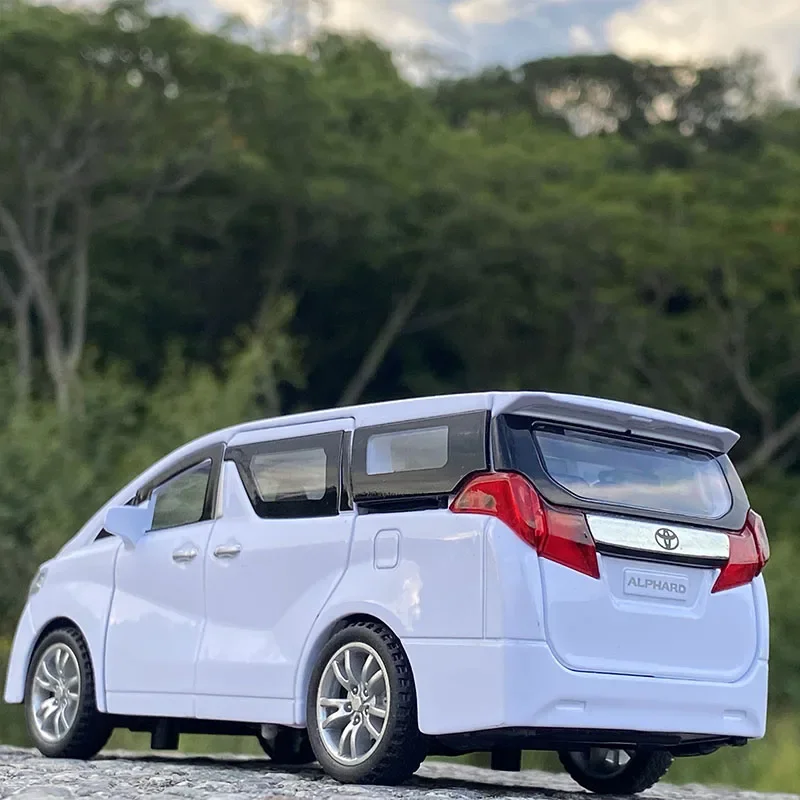 1:32 Diecast Toyotas Alpha MPV Legierung Auto Modell Nanny Auto Höhe Simulation Sound und Licht Zurückziehen Spielzeug Auto Geschenk
