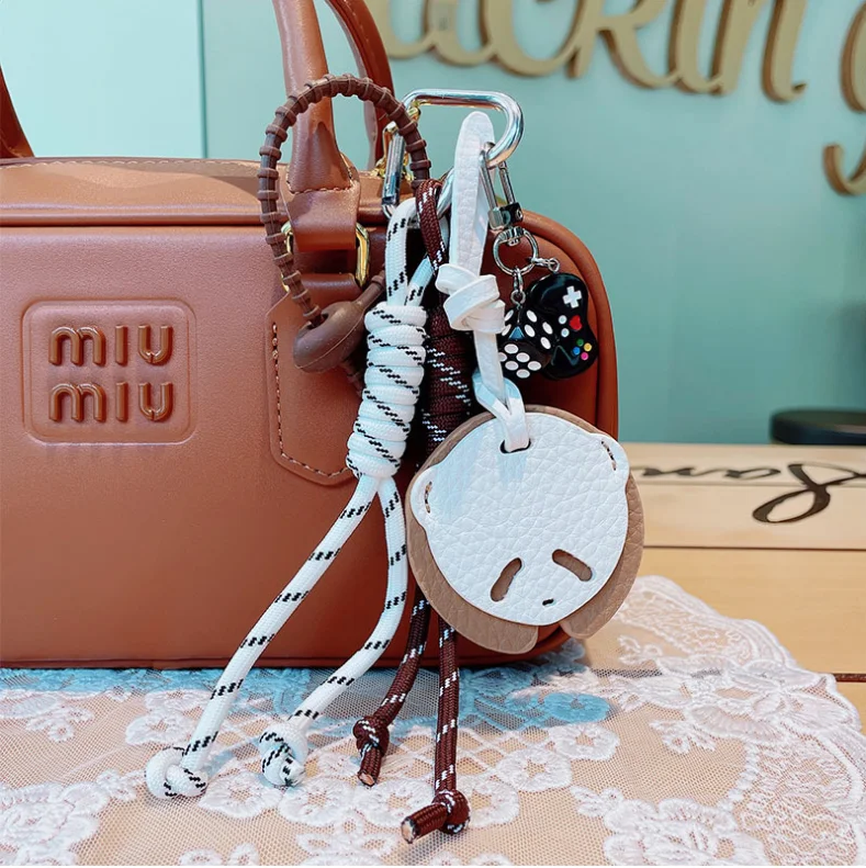 

Keychain Cute Cartoon Giant Panda Leather Creative Bag Couple Student Car Pendant Weaving Rope Pendant