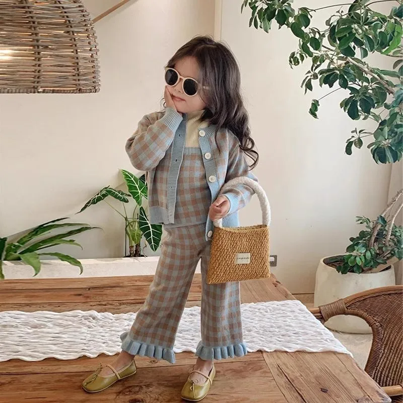 

Children Clothing Set 2023 Autumn New Fresh Plaid Girl's Knitted Set Sweater Cardigan +Vest+Pant Sweet Three Piece Suit