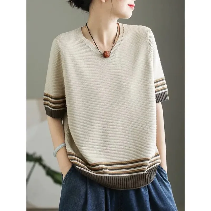 

Women's Vintage Striped V-Neck Short Sleeve Knit Top Casual Loose Sweater Blouse