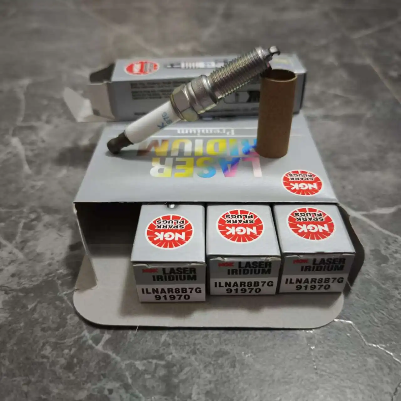 

4/6 шт. Свеча зажигания NGK 91970 ILNAR8B7G для MG MG6 GS HS ZS MG5 GT RX5 CHEVROLET CRUZE MALIBU EQUINOX FORD FIESTA OPEL ASTRA CORSA