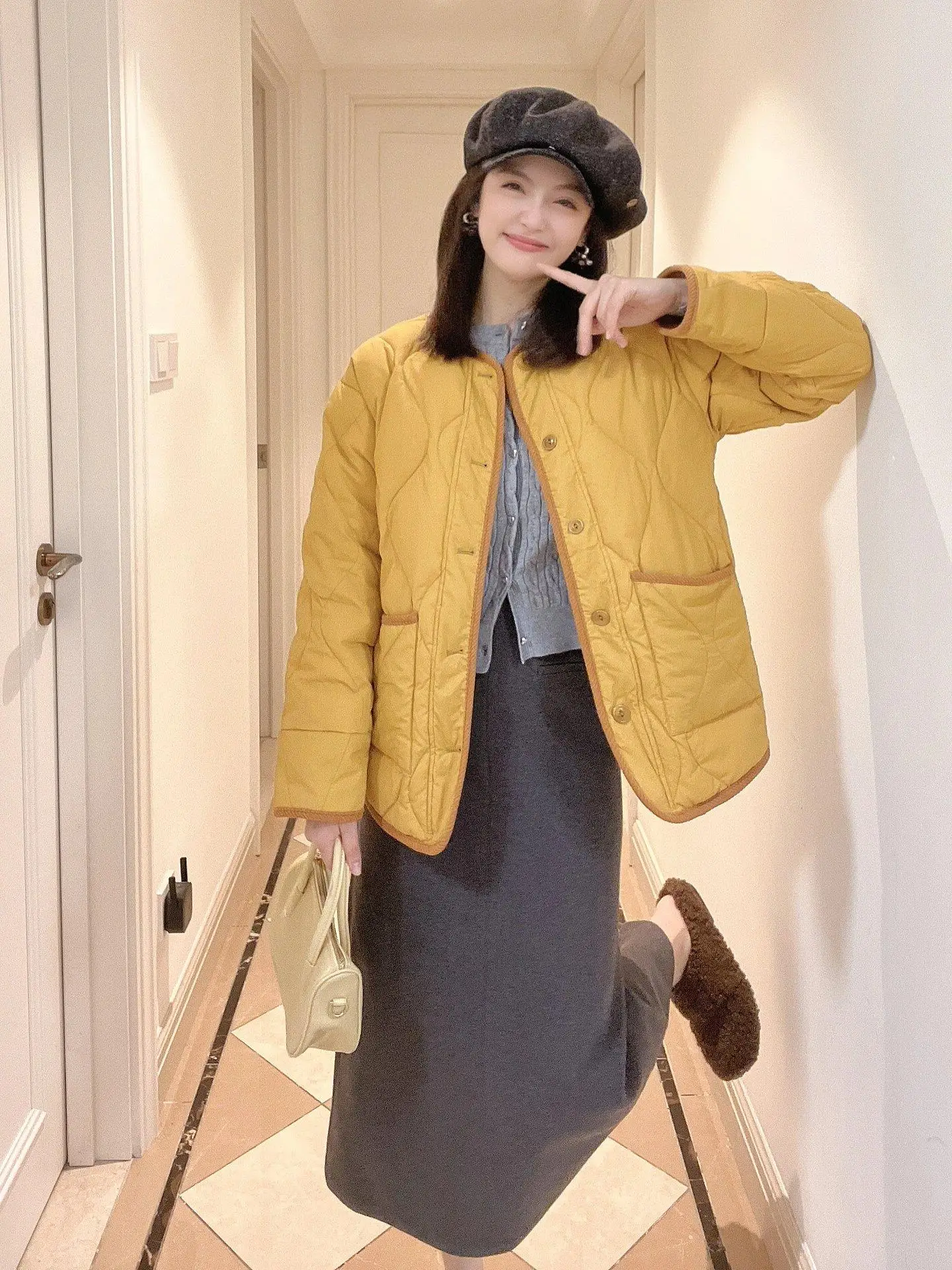 

Yellow Diamond Pattern down Jaet Lightweight Loose Fit round Ne Women's Winter Warm Cotton Outerwear Sli American Sle