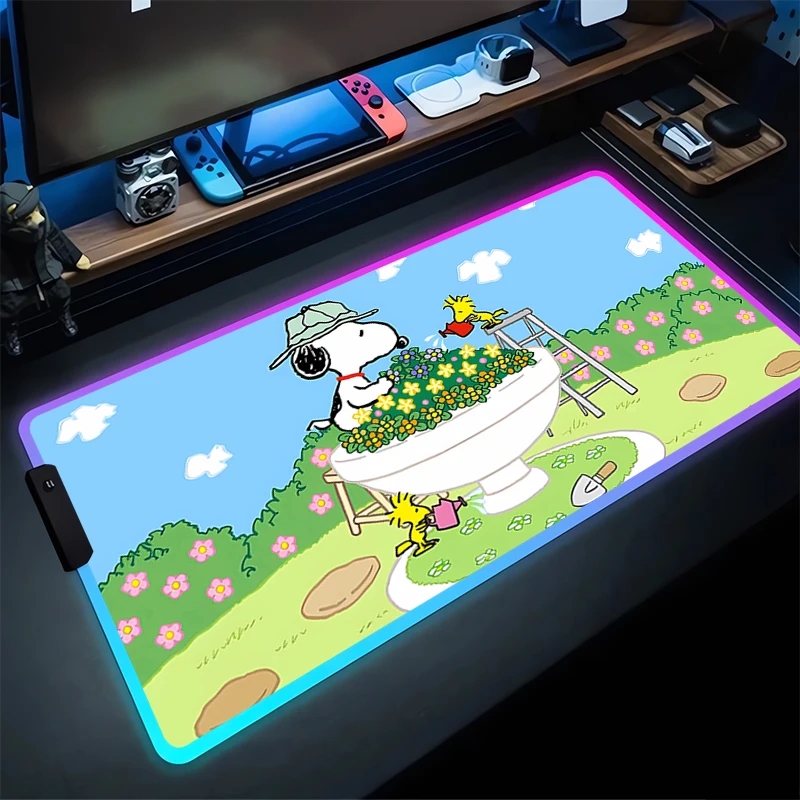 RGB Mouse Pad S-Snoopy Non-Slip Rubber Edge locking mousepads Game play mats notebook computer With Backlit Home Decor Kawaii