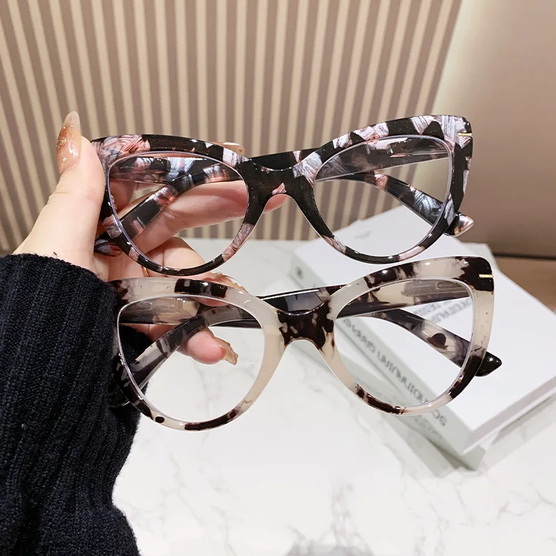 

Oversized Vintage Cat Eye Reading Glasses Fashion Anti Blue Light Optical Frames Trendy Stylish Design Presbyopic Eyeglasses