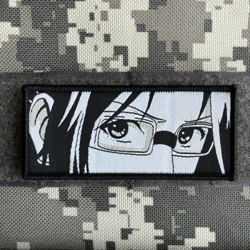 Hange Zoe Morale Badge Anime Girl Eyes Patches Hook and Loop Attack on Titan Patch Woven Label Tactical Backpack Sticker