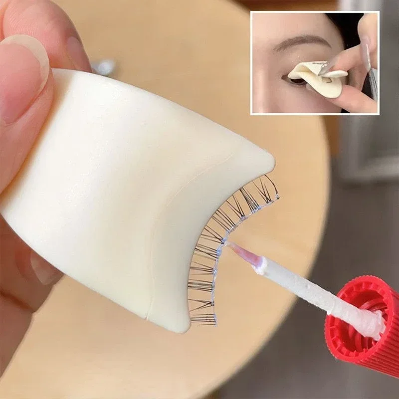 False Eyelash Applicator Tools, Plastic Eyelash Curler with Tweezers, Multifunctional Beauty Makeup Accessories