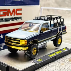 M2 Diecast 1:64 Scale 1993 Silverado 1500 Alloy Vehicle Model Finished Simulation Collection Decoration Boy Gift Toys Display