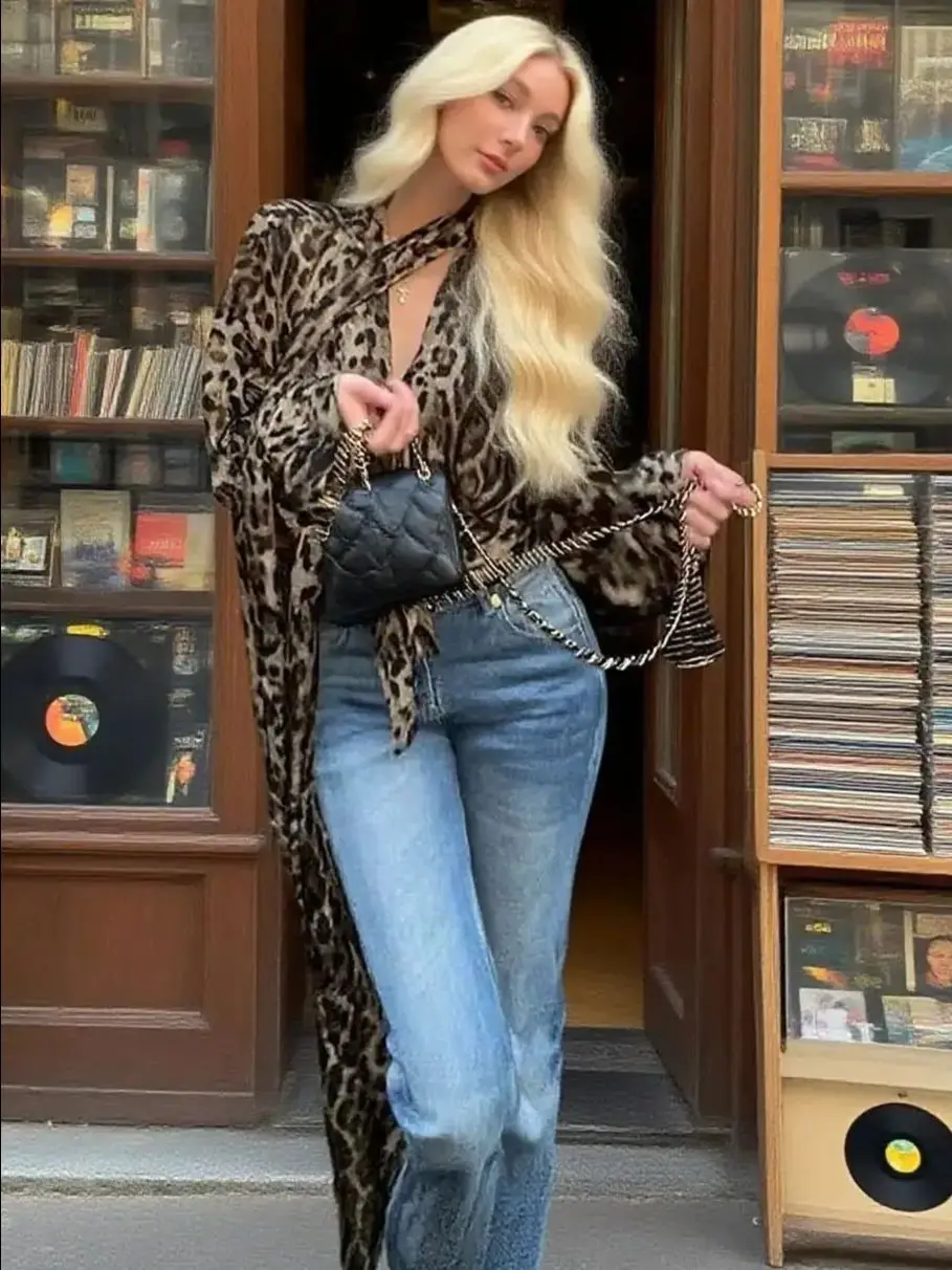 

Sisterlinda сексуальные модные футболки женские с леопардовым принтом с лямкой на шее и глубоким v-образным вырезом с длинными рукавами популярные уличные топы в диком стиле для девочек