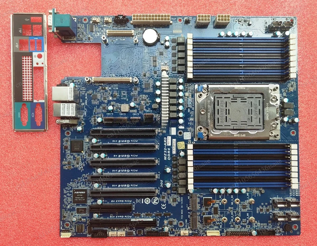 EPYC 7002 7003 PCIE4.0 CPU Compatible with MZ32-AR0 Motherboard