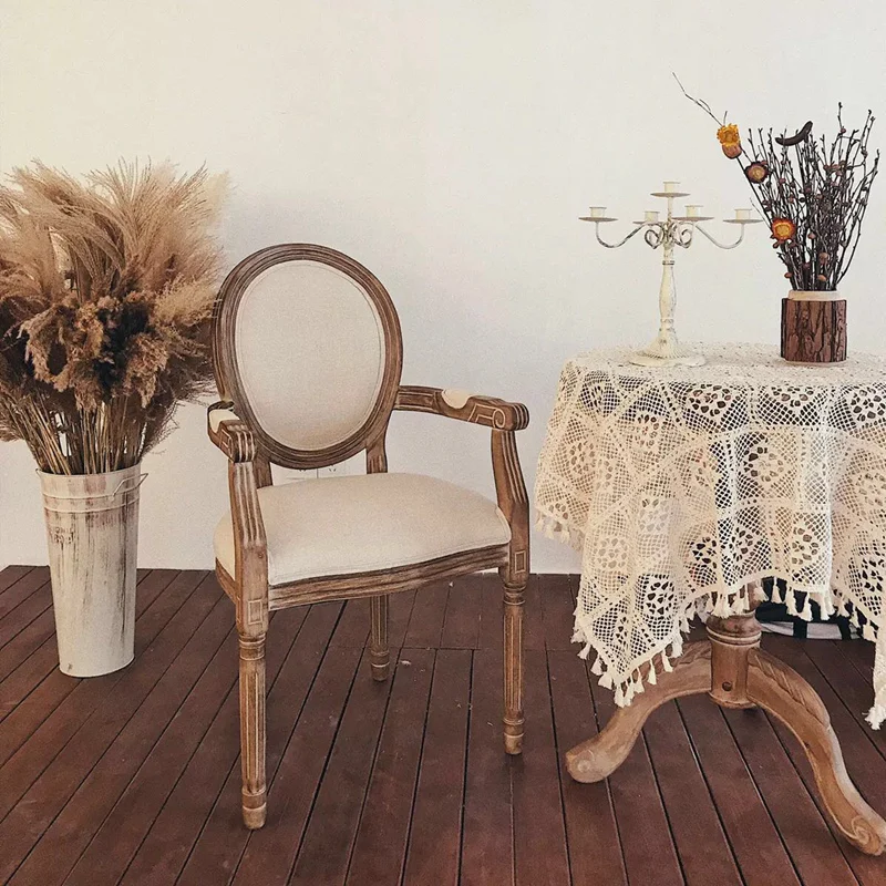 طاولة القهوة الرجعية الخشب الصلب غرفة المعيشة القديمة أريكة الزاوية المستديرة عدد قليل من الطاولة المستديرة الصغيرة الأوروبية شرفة البلاد الأمريكي قليلة