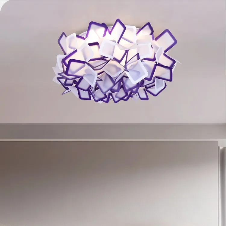 

Internet celebrity room, bedroom, master bedroom, ceiling lamp, flowers, warmth