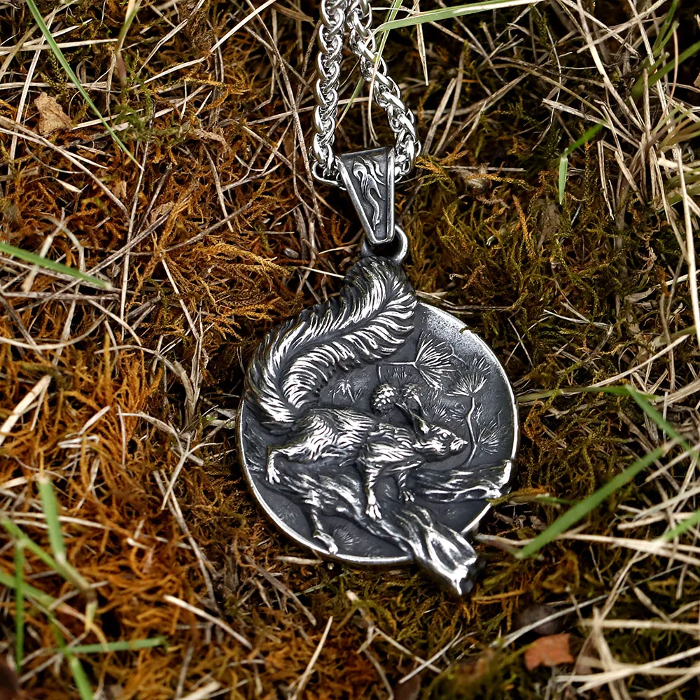 2022 Wholesale Stainless Steel Punk good detail Animal Jewelry fashion squirrelf Pendant necklace For Man free shipping