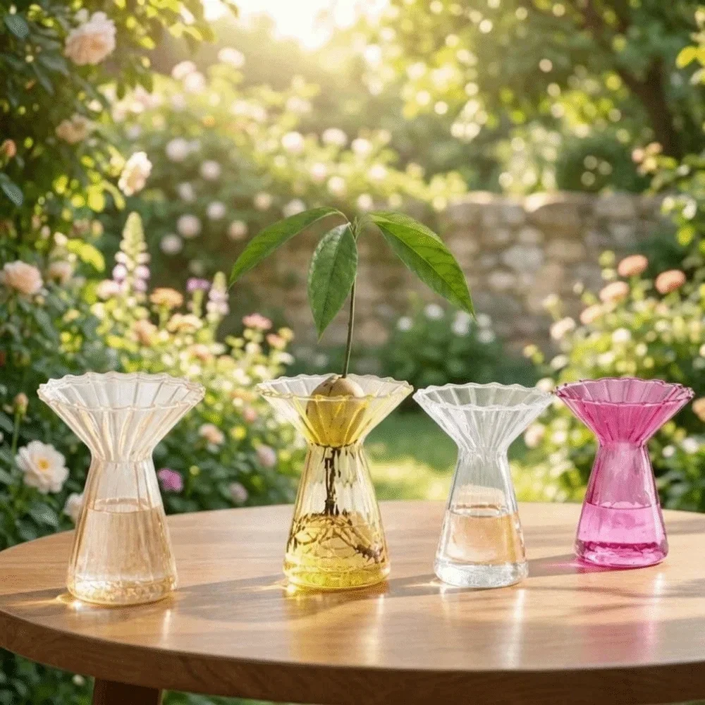 Nordic Fluted Glass Vase Wavy Rim Small Hydroponic Vase Decorative Flower Container for Wedding Table Centerpiece
