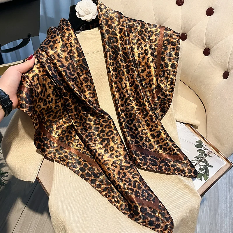 2024 New Luxury Brand Leopard Print Headband Scarf Women Fashion Silk Satin Hijab Bandana Neckerhicef Shawl Wraps