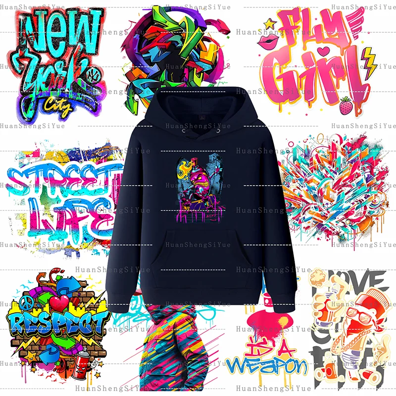 Street-Style Fashio…