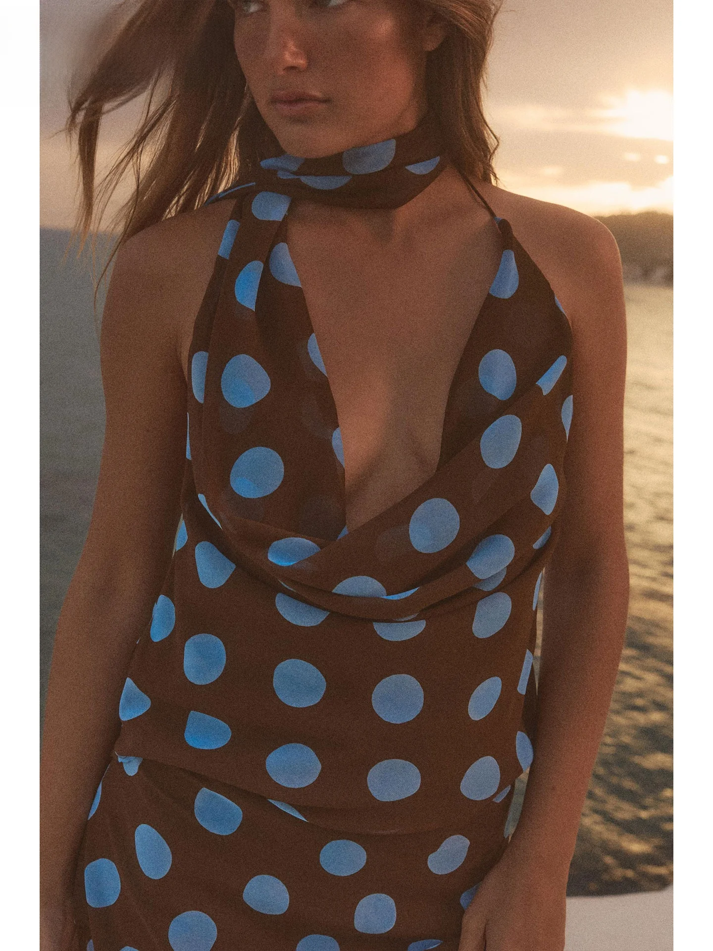 

ZAPRHA 2025 Summer Sexy Beach Vaion Thin Netie Polka Dot Women's Top Straight Silhouette Svel Other Material Blend