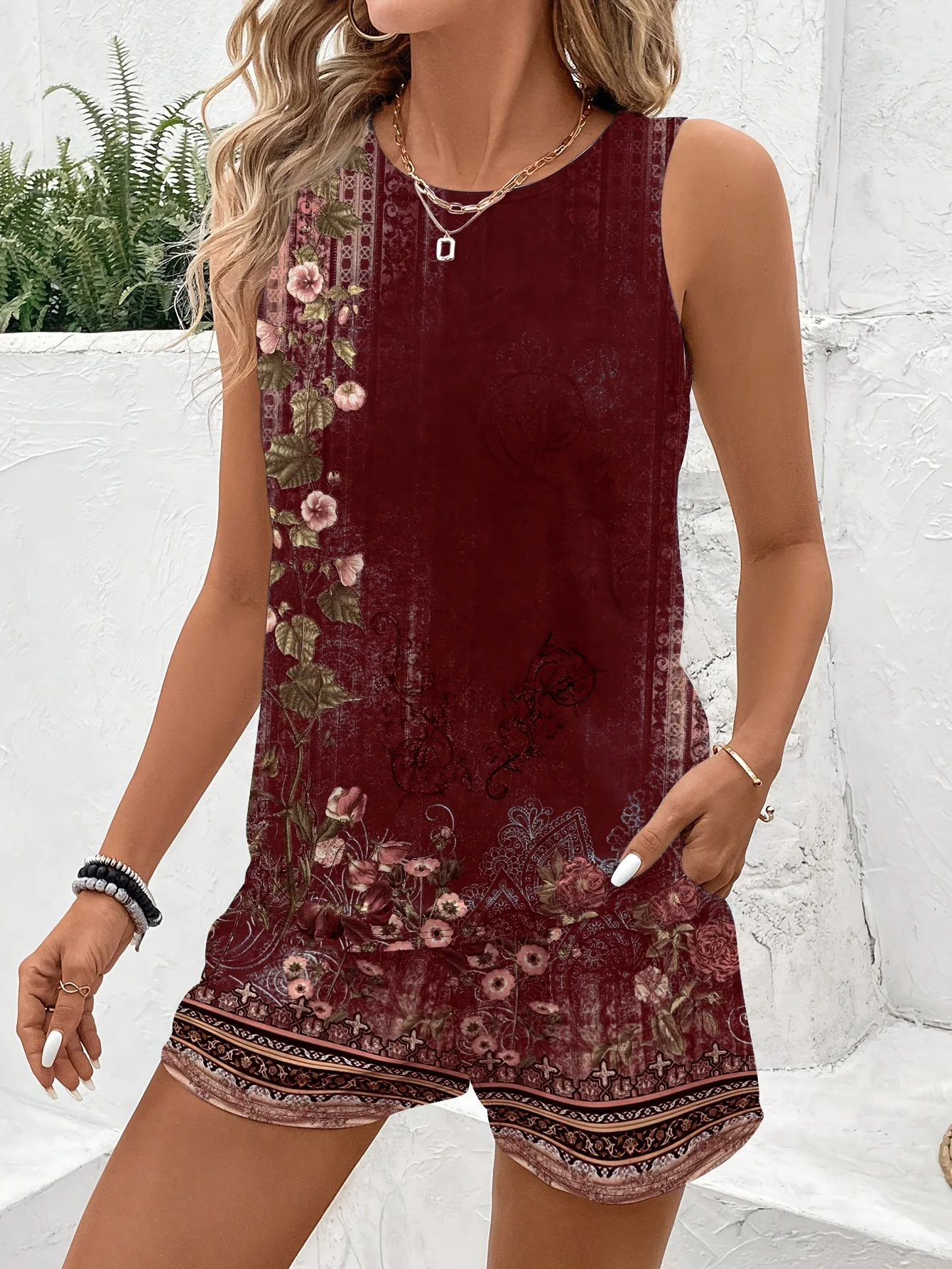 Women Wine Red Floral Print Round Neck Sleeveless Short Jumpsuit Casual Loose Romper With Pockets Standard Size