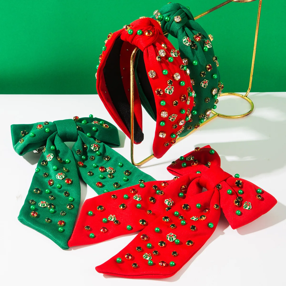 conjunto-de-acessorios-festivos-de-natal-presilha-de-cabelo-com-laco-e-tiara-com-contas-brilhantes-em-vermelho-e-verde-acessorios-encantadores-para-festas-de-fim-de-ano