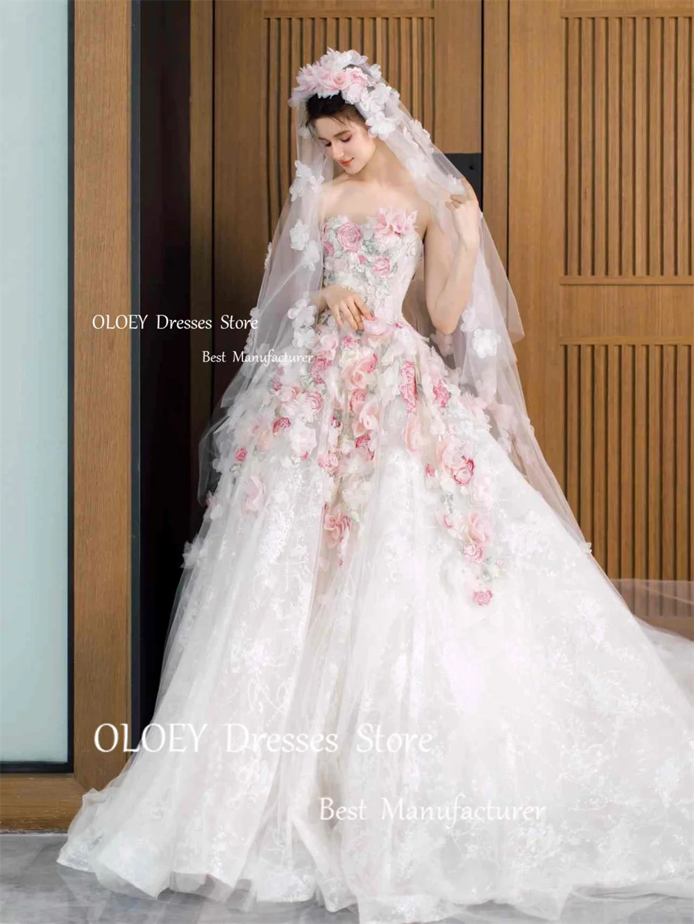 OLOEY Exquisite Strapless Wedding Dresses Photoshoot 3D Appliques Embroidery Tulle Bridal Gowns Floor Length Sweep Train Custom