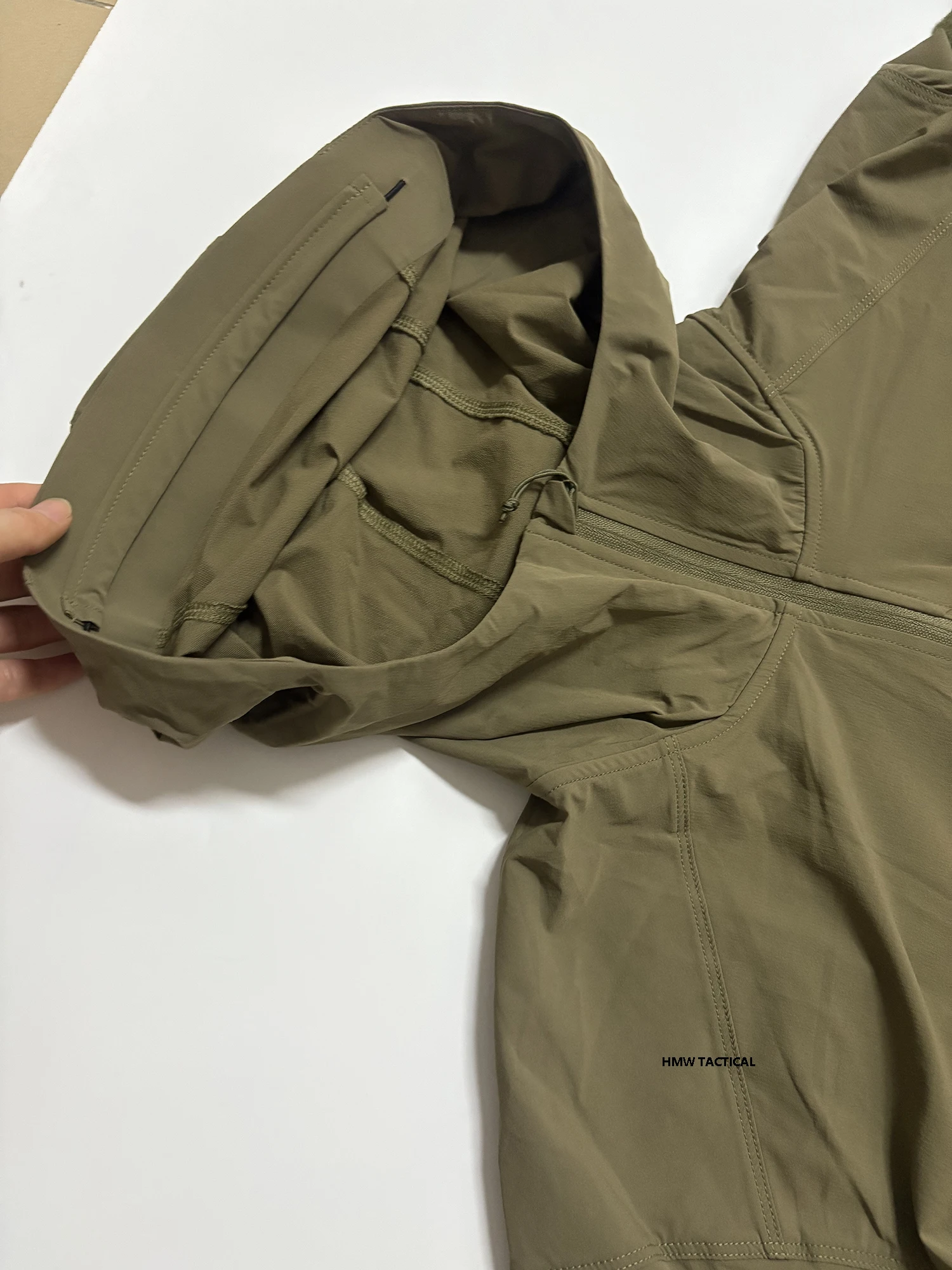 LEA Lightweight GAMMA SL Soft Shell Top Skin Windbreaker - Image 3