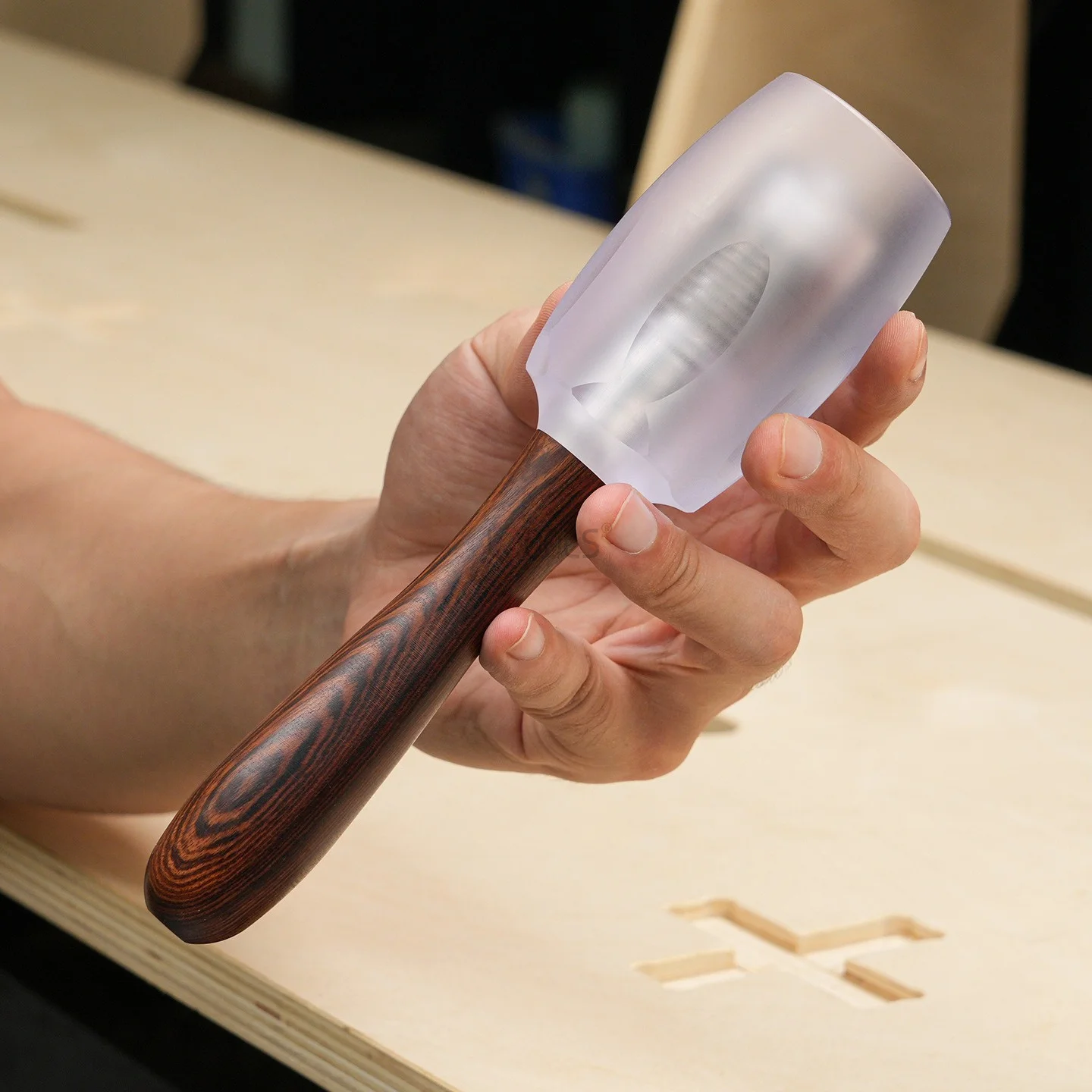 Kratzfester Polycarbonat-Holzb – Mallet Wood Carving Bewertung und Preis