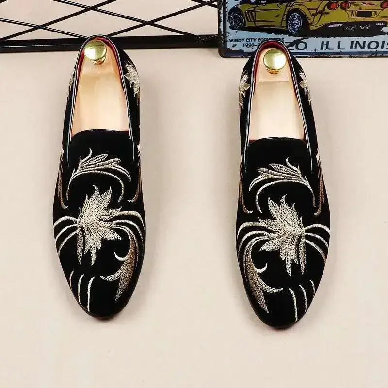 Men Shoe European American Matte Autumn Comfort Men Shoe Embroidery Loafers Fashion Barber Men Casual Social Male