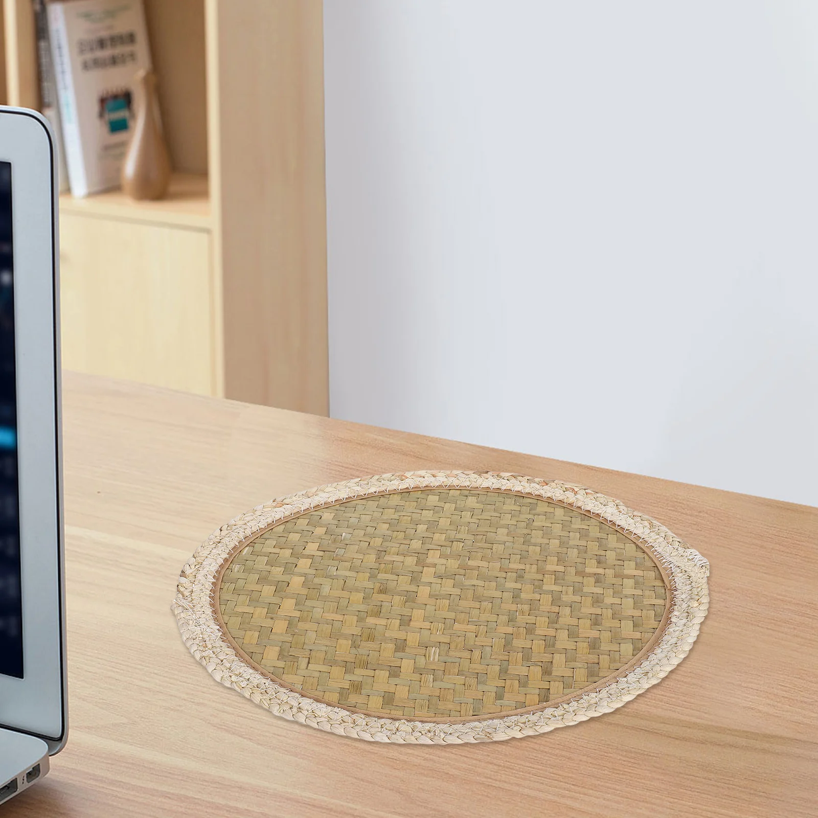 

2Pcs Rustic Bamboo Woven Placemats Heat Resistant Dining Table Mats Boho Farmhouse Insulation for Plates Hot Pots 29cm