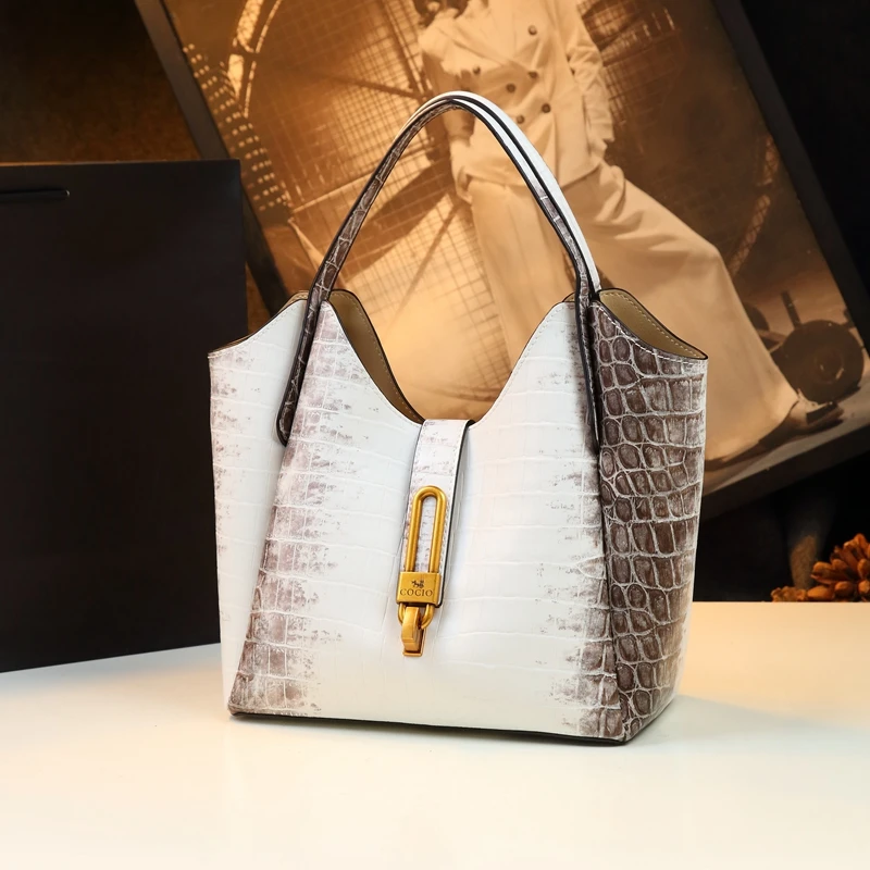 White Leather Crocodile Women Handbags Shoulder Messenger Bucket Bag 2024 Large Capacity Fashion Basket Commuter Lady Mom Bags