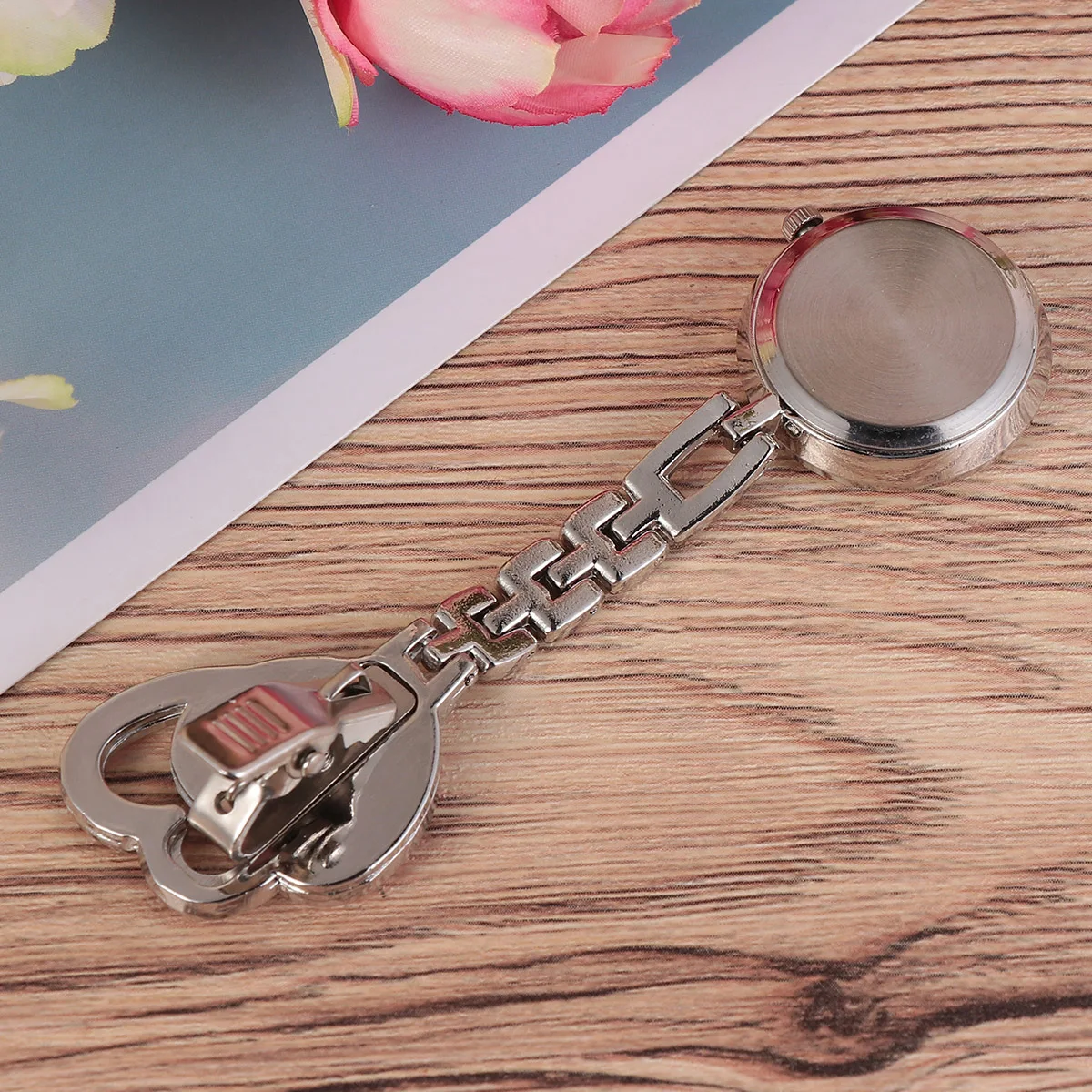 Nurse Pocket Shaped Hanging Fashion Creative Waterproof Lightweight Heart Shaped Pocket Watch Popular Fashion Hanging Watch Gift