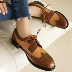 Scarpe da donna con punta tonda mocassini con intaglio Bullock stringati tacco basso Chunky Ladies British Style Oxfords Flats Zapatos Mujer Brown