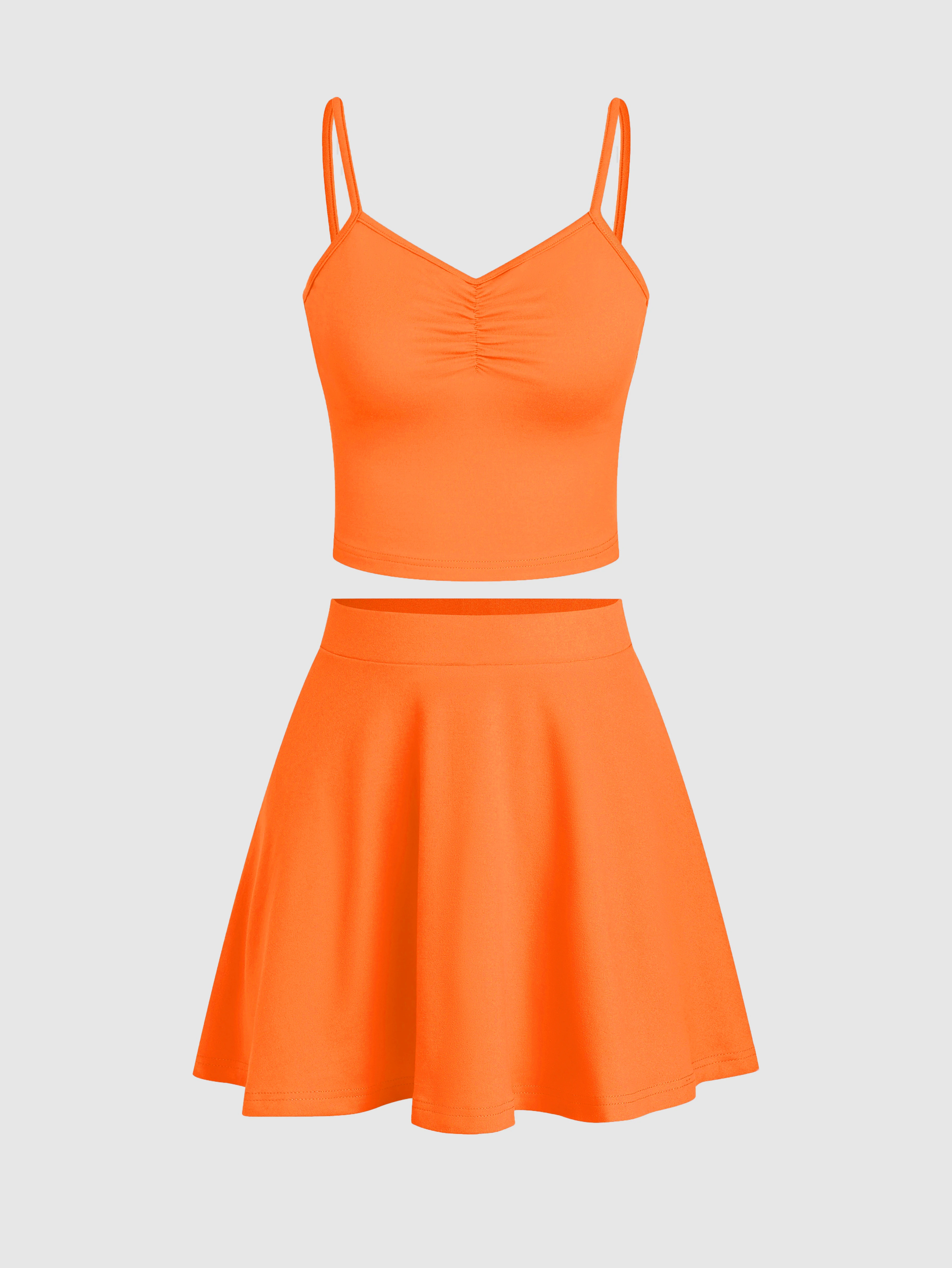 

A solid-color casual halter skirt set for spring and summer in Europe and America