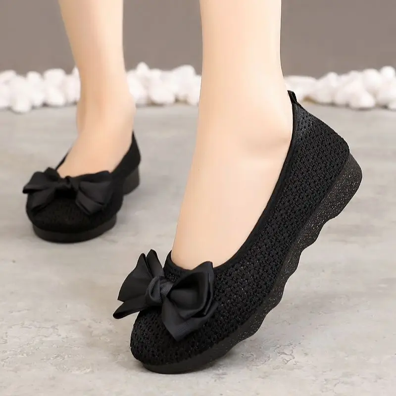 

Summer Breathable knit Shoes 2024 Women Thick Bottom Non-slip Casual Shoes Women Bowknot Black Work Shoes Beijing Cloth Shoes