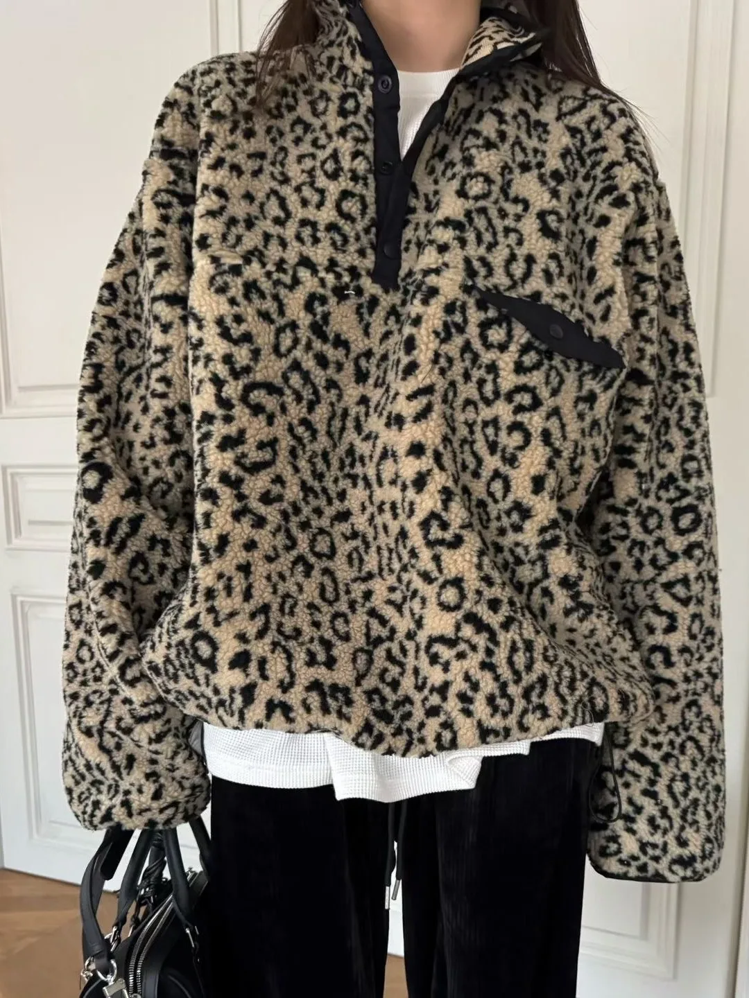 Faionable Thiened Lamb Fur Leopard Pattern Sweatirt Jaet Women's Winter Outerwear Chic Layering Top Quali Clothing