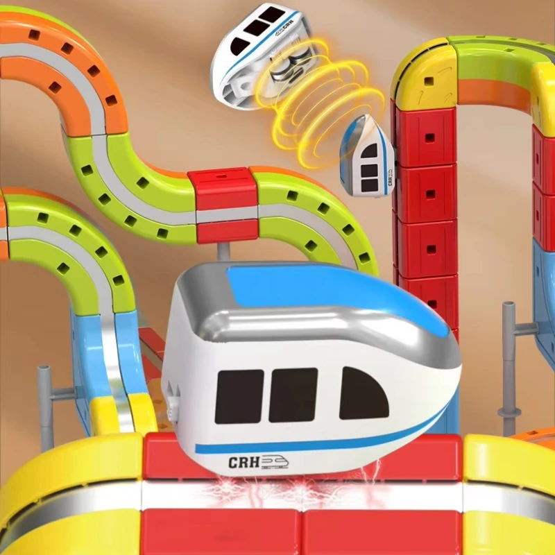 البناء المغناطيسي DIY 3D قطار لغز المسار الكهربائي سباق السيارات أطفال لعبة تعليمية الجمعية الجذعية بنة السكك الحديدية مجموعة السيارات