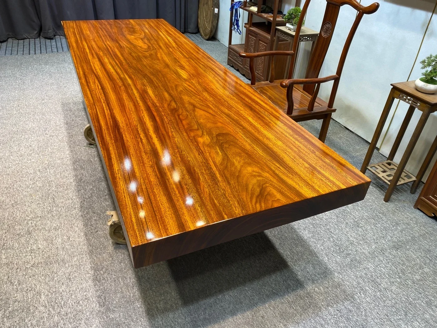 Customized Aokan solid wood big board table walnut log dining  mahogany   tea  boss desk