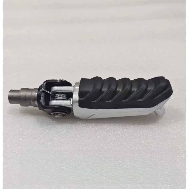 Motorcycle Front Left Right Foot Peg Footrest For QJMOTOR SRK125S QJ150-31B