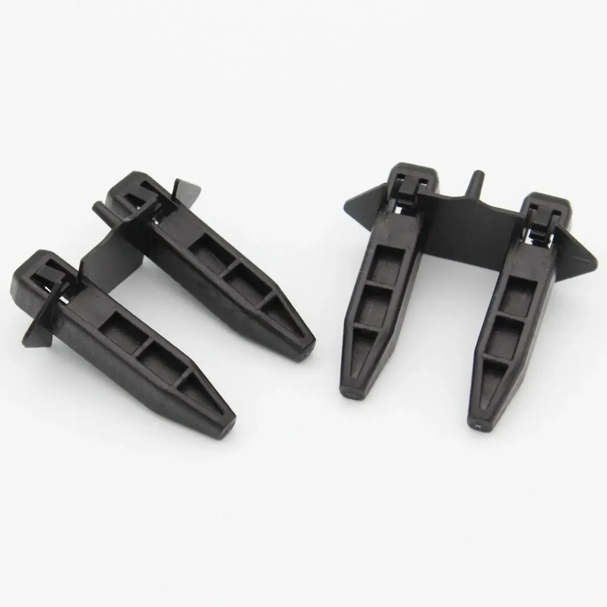 2pcs Front Bumper Upper Panel Retainer Clip For Toyota RAV4 2001-2005 53145-42010 Car Replacement Accessories NEW