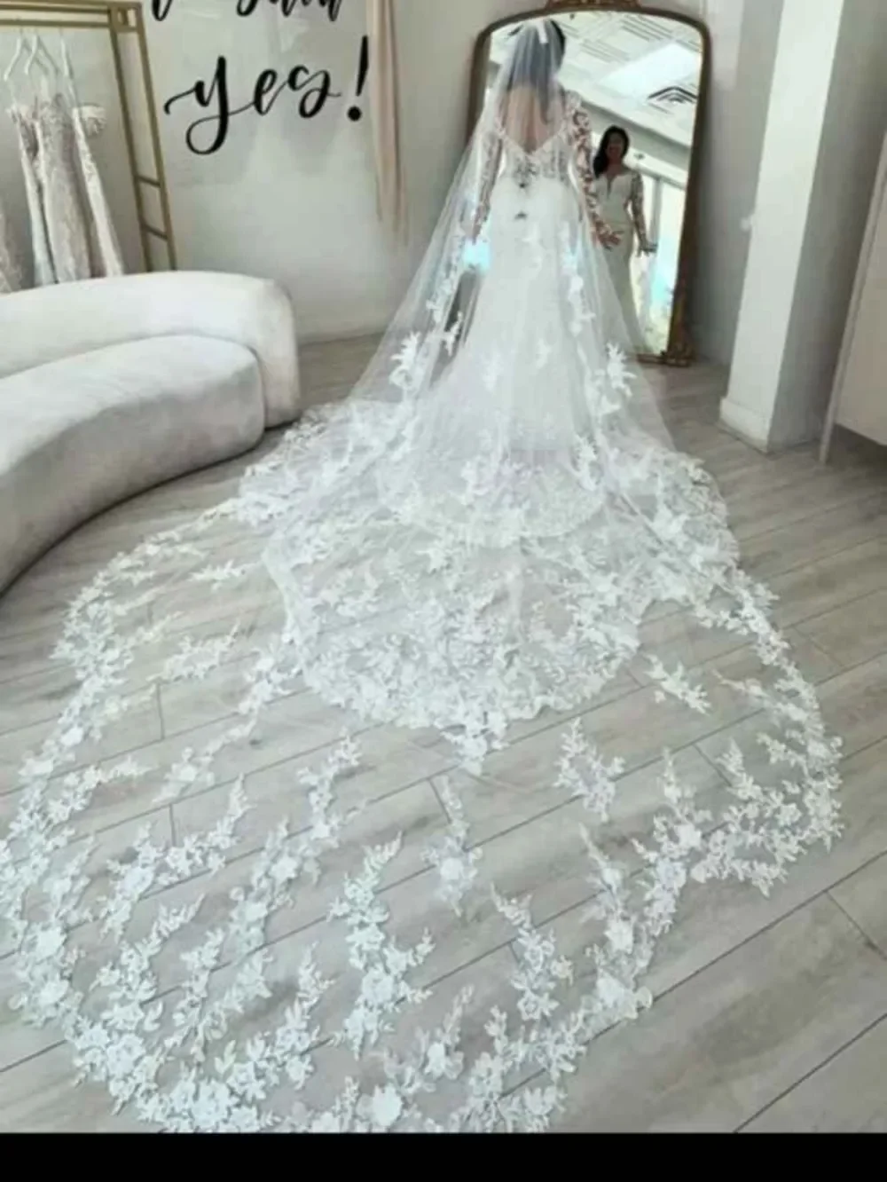 

4M Wedding Veils Appliques One Layer Cathedral Length Bride Veil Applique Edge Customized Bridal Accessories With Comb