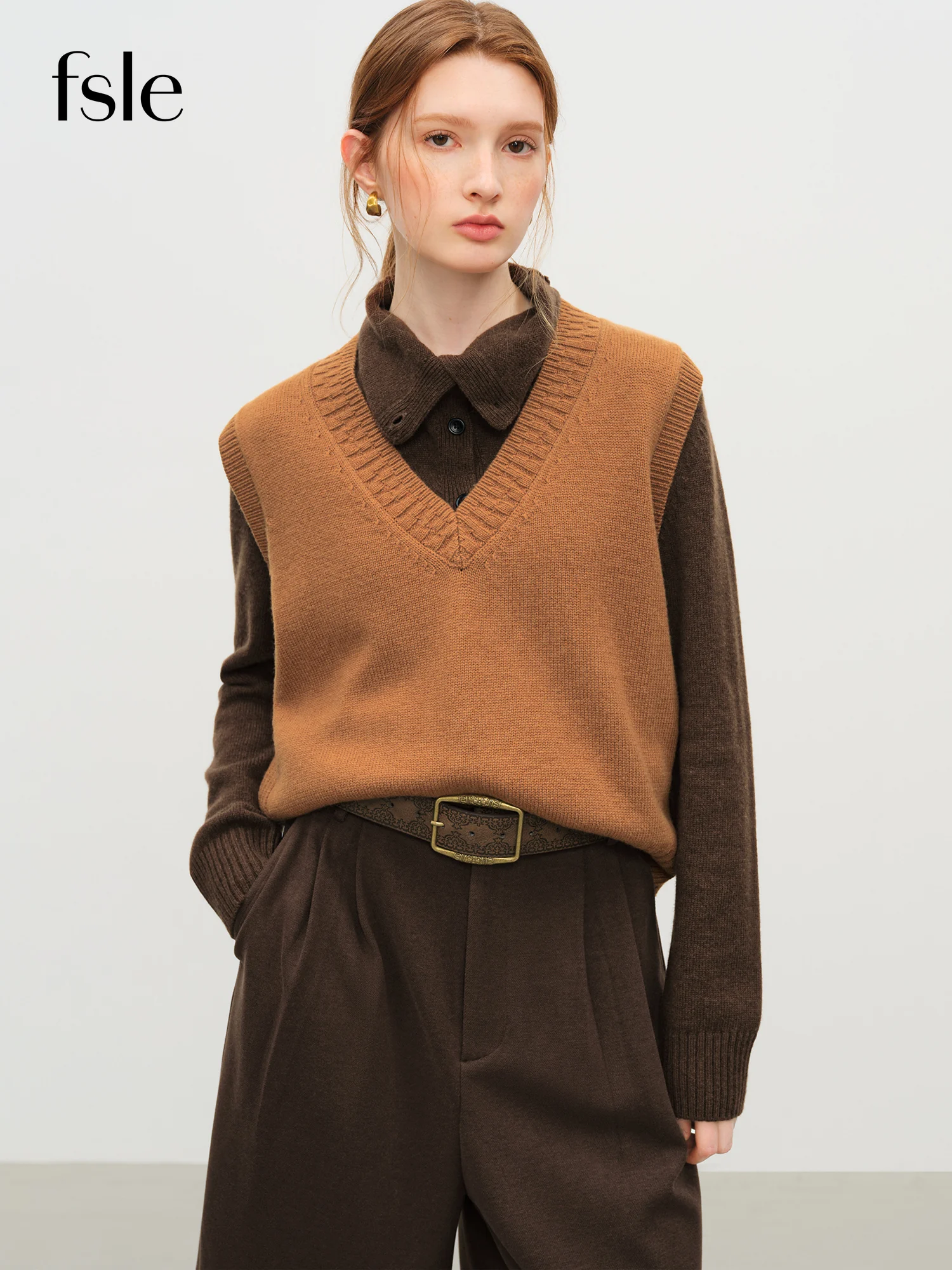 

FSLE Women Autumn Winter 2025 New Arival Wool Knit V-neck Sleeveless Vest for Layering Outerwear Tops Tanks Design layered vest