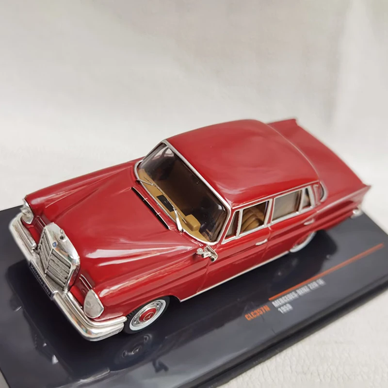 1/43 Scale 220 SE W111 1959 Classic Car Alloy Model