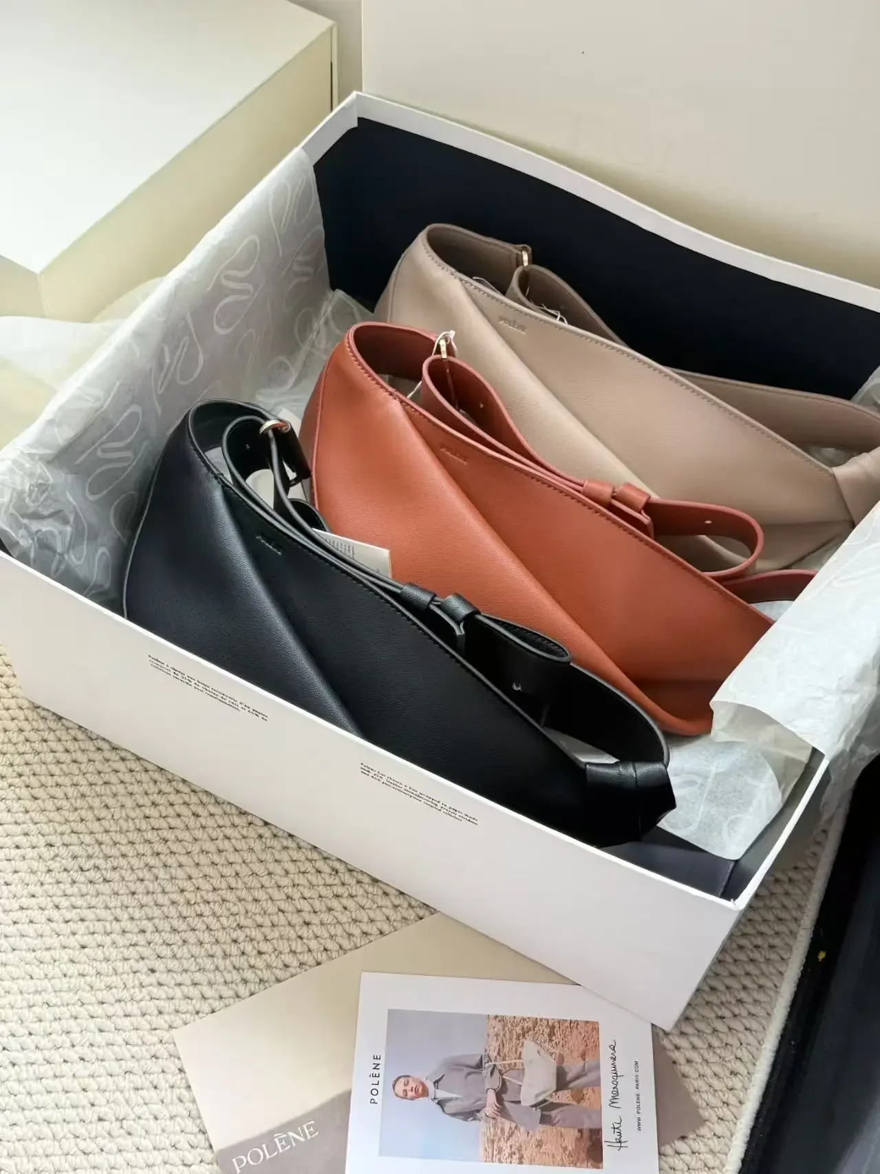 

2025 New Neyu Smooth Leather Women's Shoulder Crossbody Bag Fashionable and Versatile Bull Horn Bag