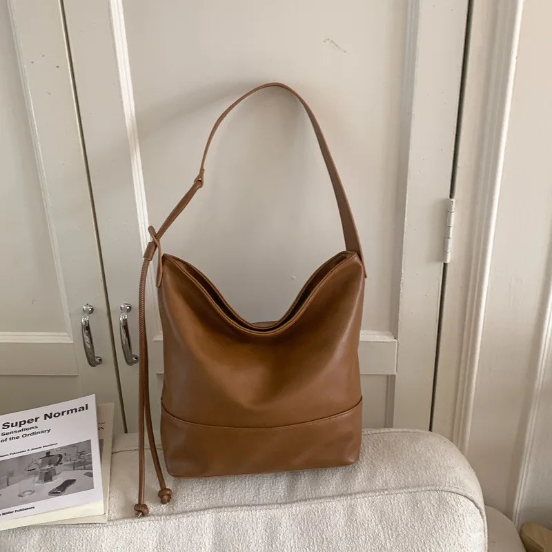 

Women's Backpacklarge-Capacity Backpackcommuter Backpackshoulder Bagtote Bagunderarm Bagcrossbody Bagleisure Commuting