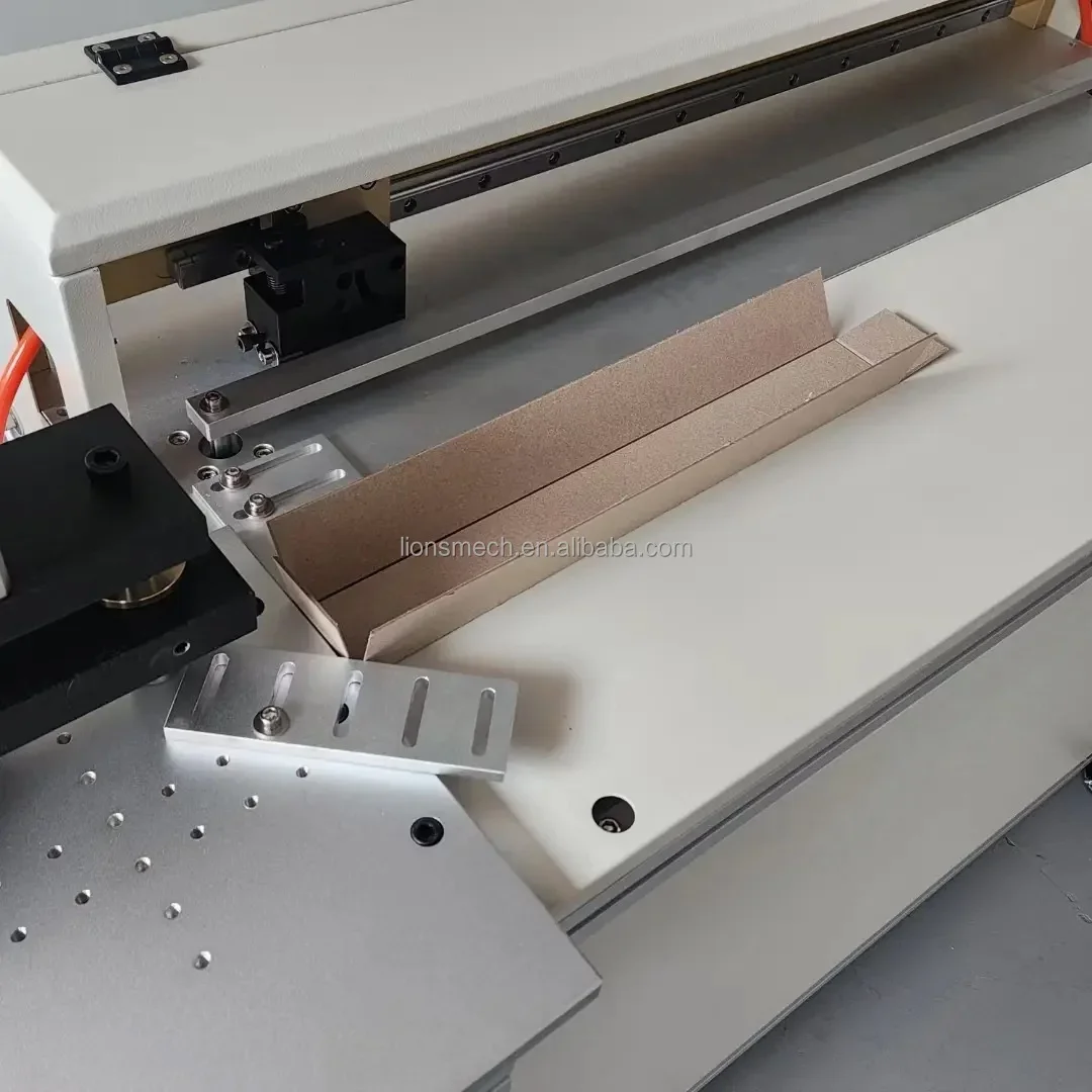 7010 Pnmatic Grooing hine Grooe With Corner Cutting Die Cutter for Paper Product Prossing hinery