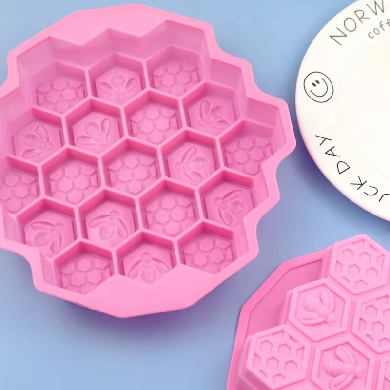 1pcs 19 Cavities Honeycomb Silicone Mold DIY Little Bee Ice Tray Cake Chocolate Soap Icing Mould Party Cake Gift Decor