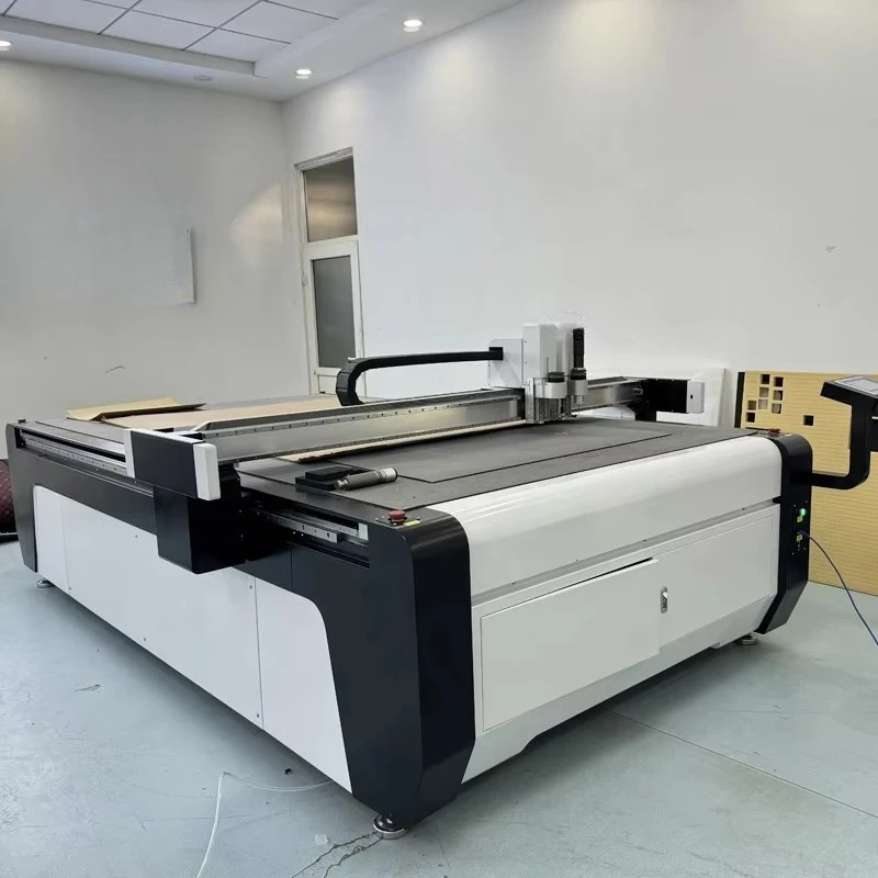

1625 Automatic CNC Composites Pneumatic Blades PVC Foam EVA Sheet Cnc Composite Materials Cutting Machine