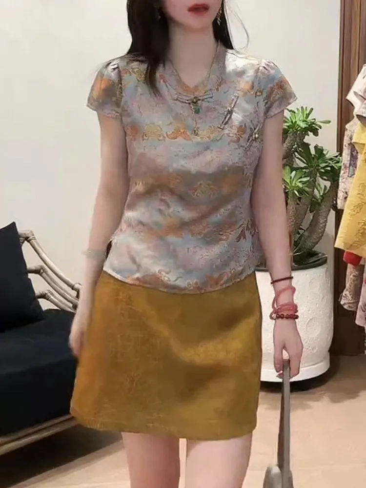 

New Chinese Sle Floral Embroidery Buttonl Svel Top And ort Skirt Women's Faion Set Summer 2026 Breathable Poly...